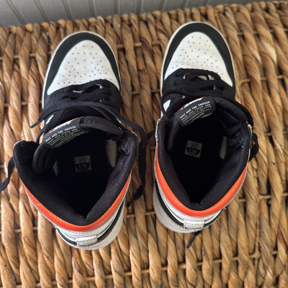 Jordan Youth Air 1 Retro High OG - Picture 13 of 16